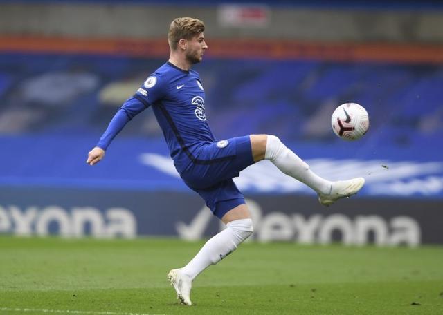 NBA：勇士主场击败小牛 库里三分火力全开