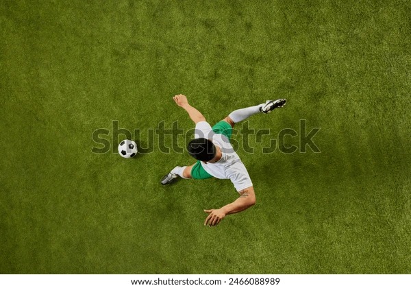 记者：孔蒂和那不勒斯的关系依然紧张，后者已经接触莫塔